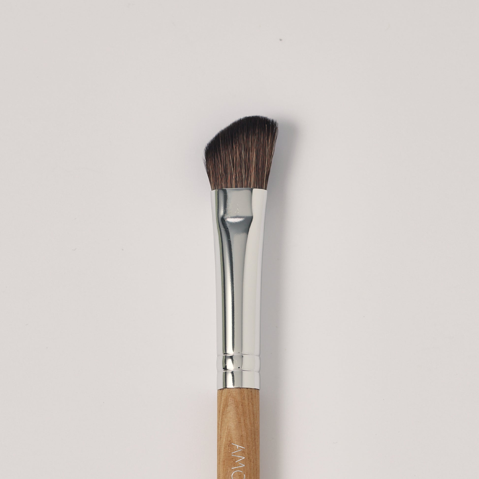 AMORE SEONGSU Brush 06_Eye Shawdow Angle Brush