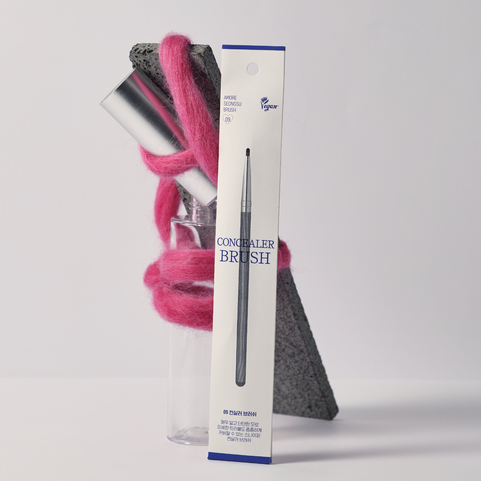 AMORE SEONGSU Brush 09_Concealer Brush