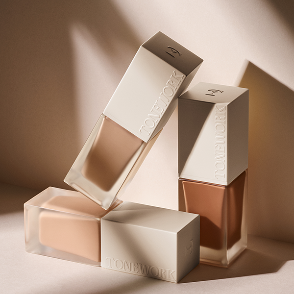 TONEWORK VEGAN 200+ FOUNDATION SHEER GLOW 5W2 20G