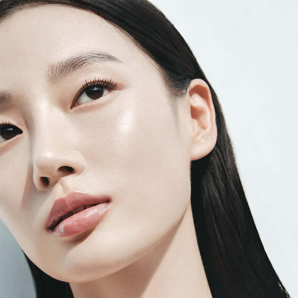 HERA Reflection Skin Glow Foundation 30g