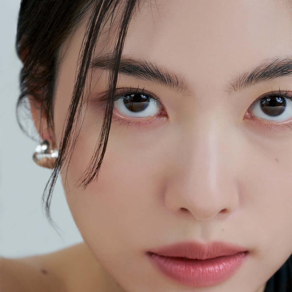 【アモーレモール限定】HERA エアリーパウダープライマー+ブラッククッションミニ 21N1 5g スペシャルセット