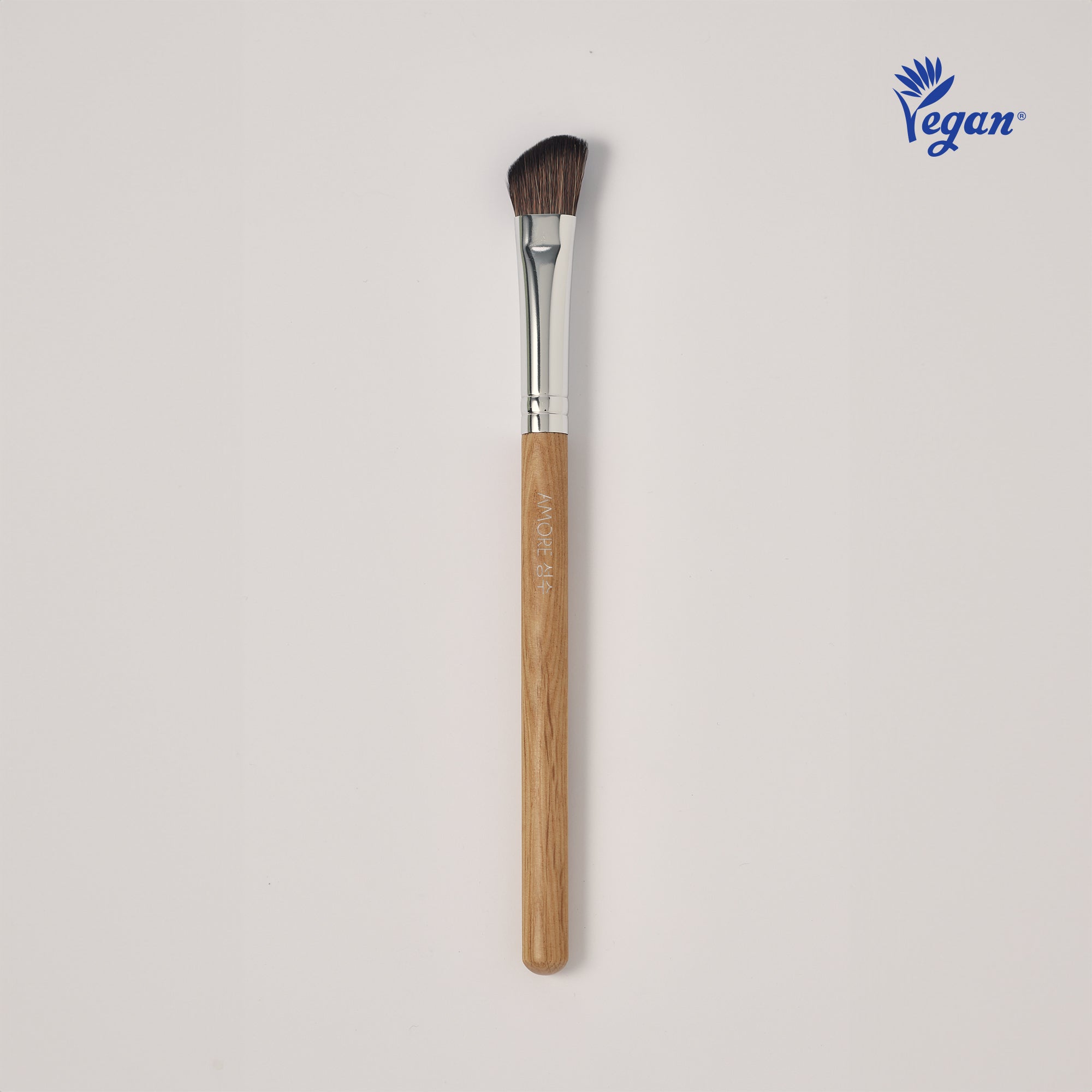 AMORE SEONGSU Brush 06_Eye Shawdow Angle Brush