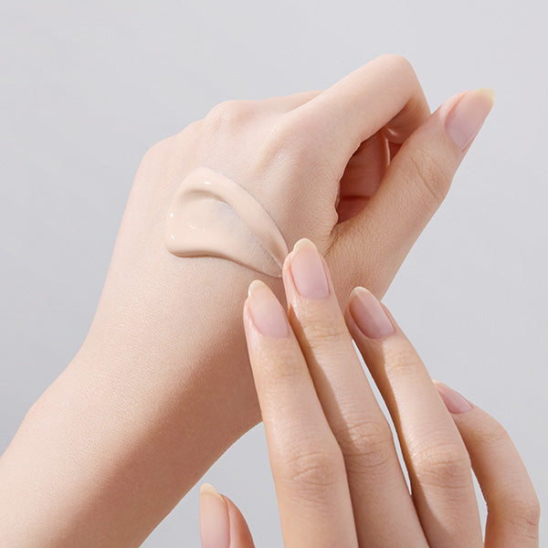 INNISFREE UVアクティブポアレスサンスクリーン 50ML 【送料無料注文金額 : 合計 $25(≒¥3,700) 以上】