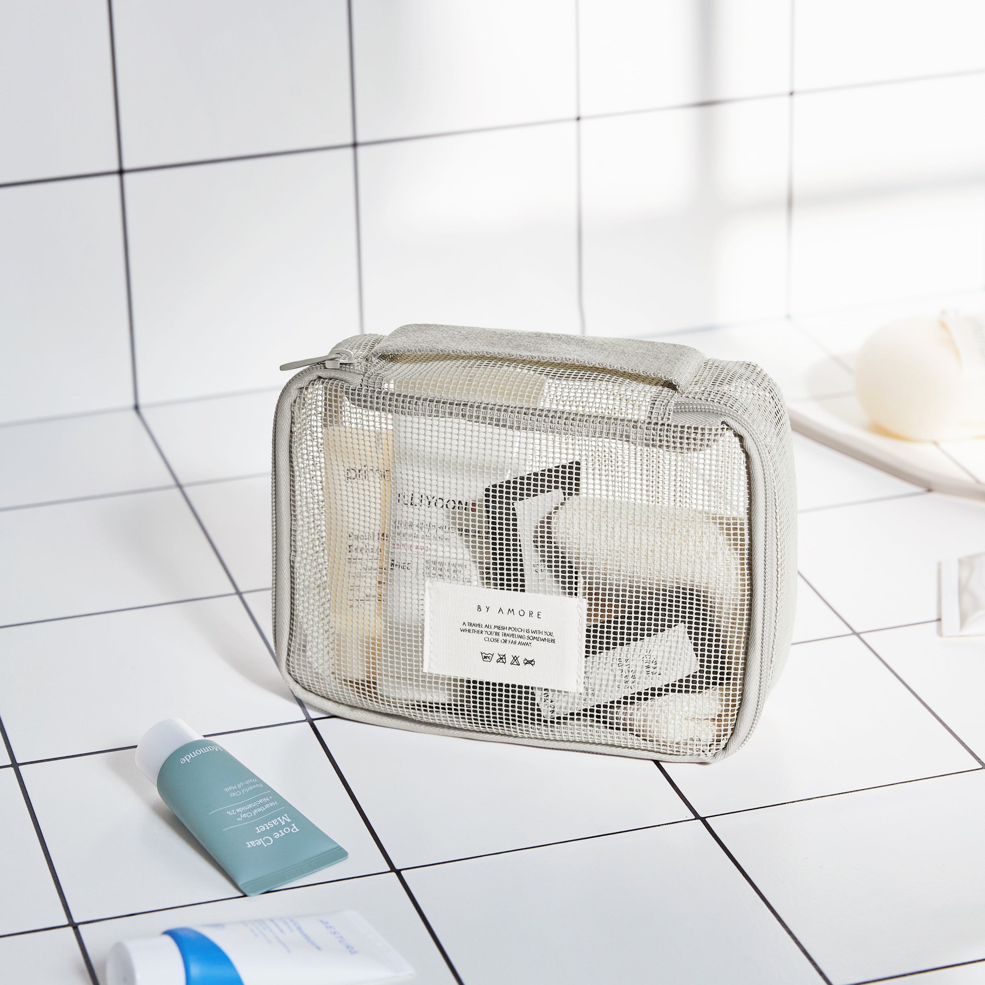 BY AMORE All Mesh Travel Pouch