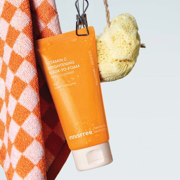 INNISFREE Vitamin C Brightening Mask-to-foam Cleanser 120ml
