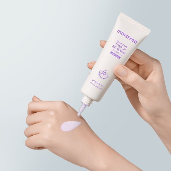 INNISFREE Daily UV Tone Up No Sebum Sun Screen (Pink/Lavnder/Beige)