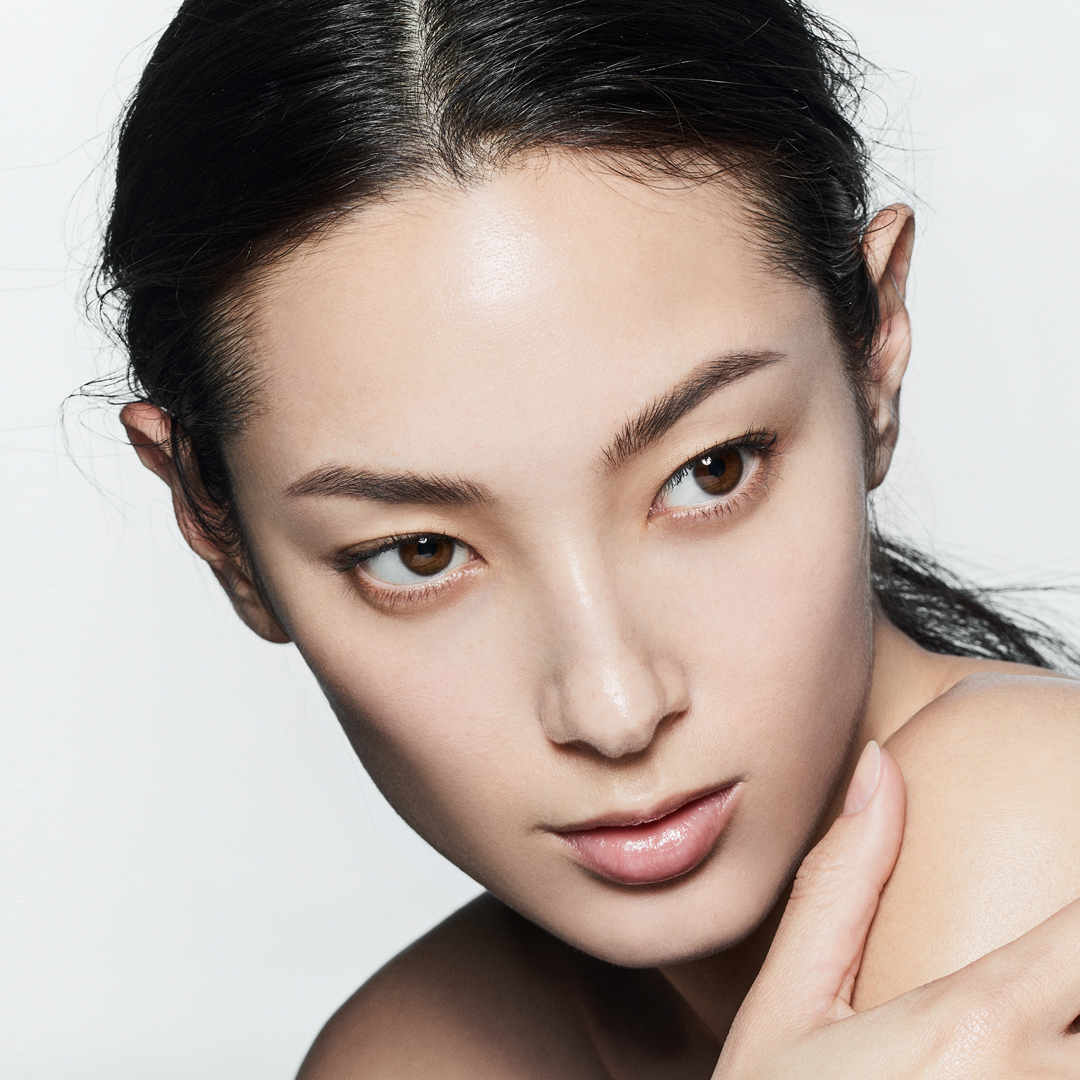 AP BEAUTY Refining Powder-to-Foam Cleanser