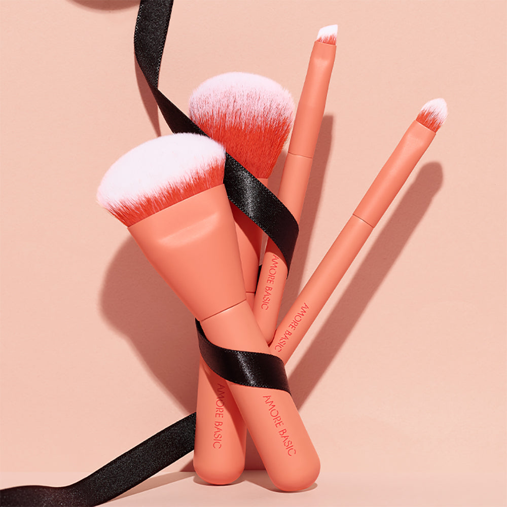 AMORE BASIC Crush on You Mini Brush Kit (Pouch + 4 Brushes)