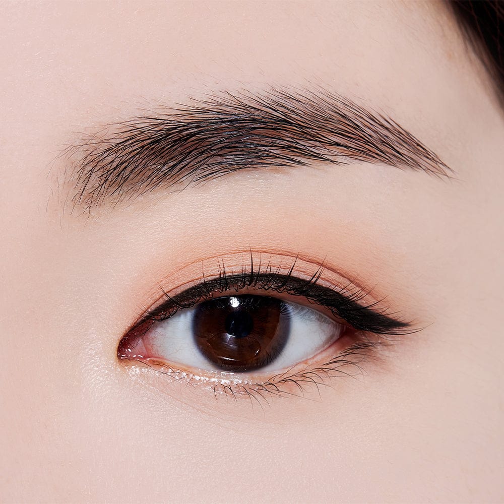01 Black _ Brush Liner