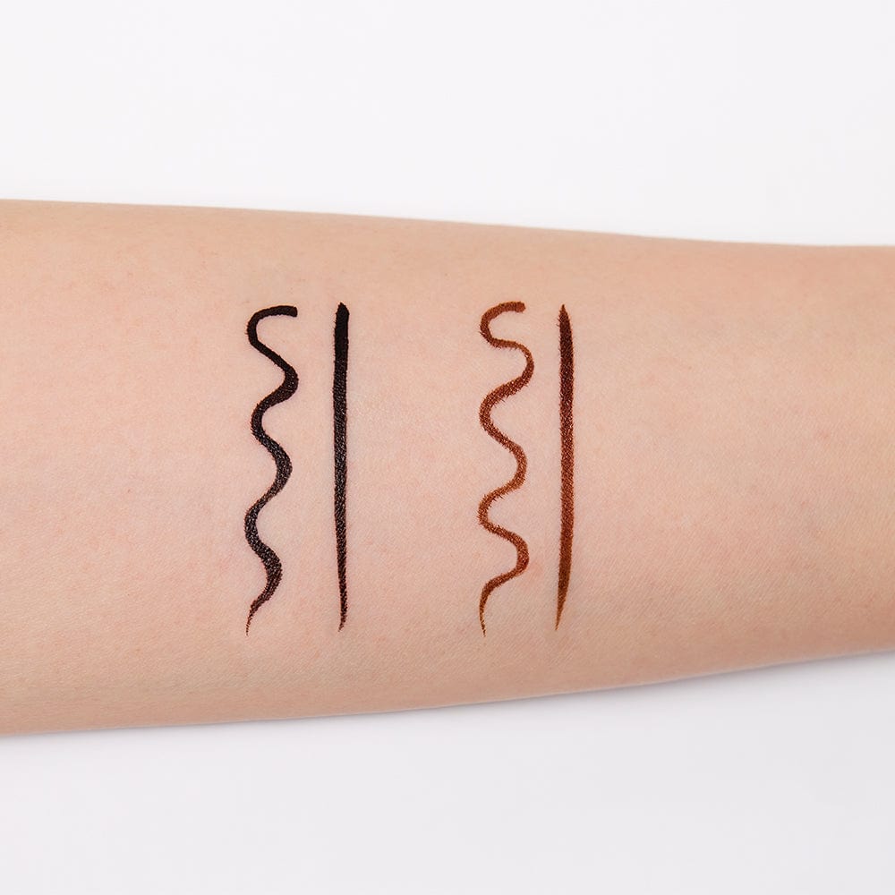 01 Black _ Brush Liner