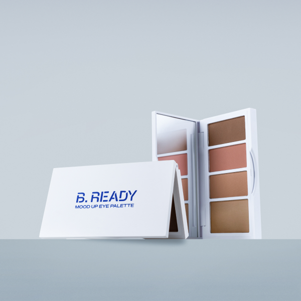 B. READY ムードアップ アイパレット