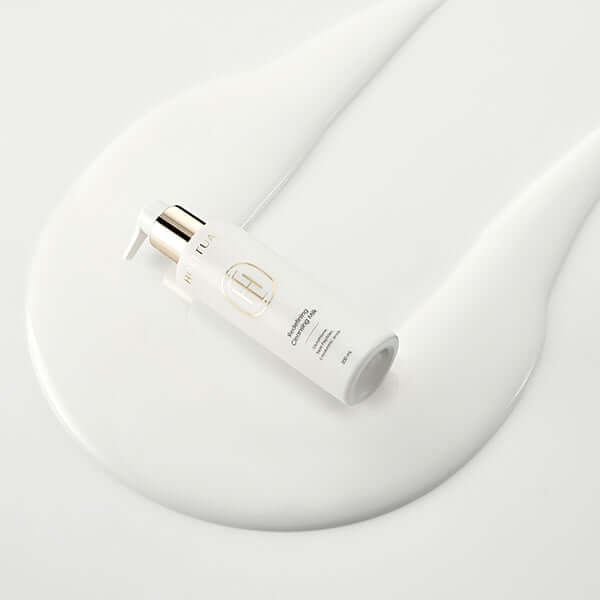 Holitual Cleansing Milk + Resurfacing Peel Pad Set