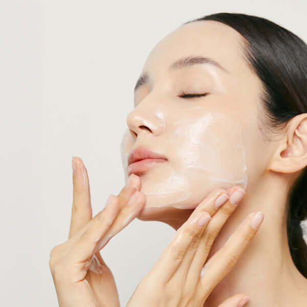 Holitual Cleansing Milk + Resurfacing Peel Pad Set